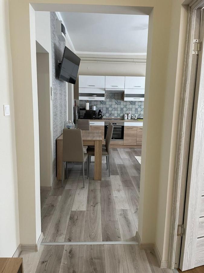 Tulipan Apartman Makó Buitenkant foto